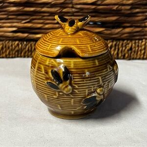 Beehive Ceramic Honey Pot With Raised Honeybees Vintage